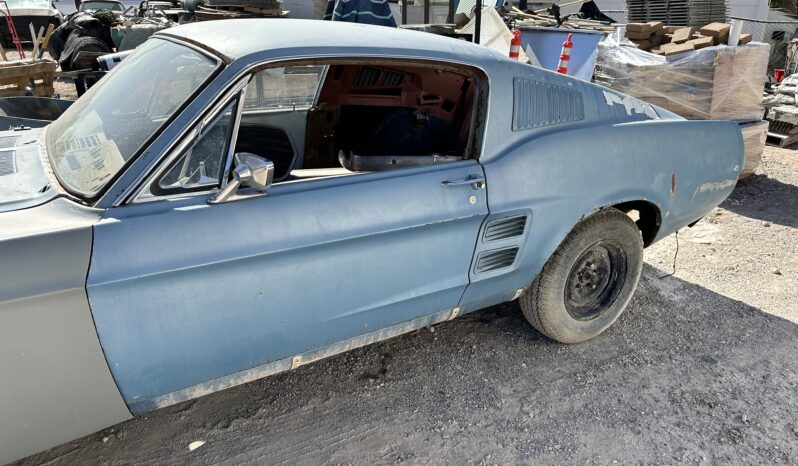 
								1967 Mustang Fastback full									